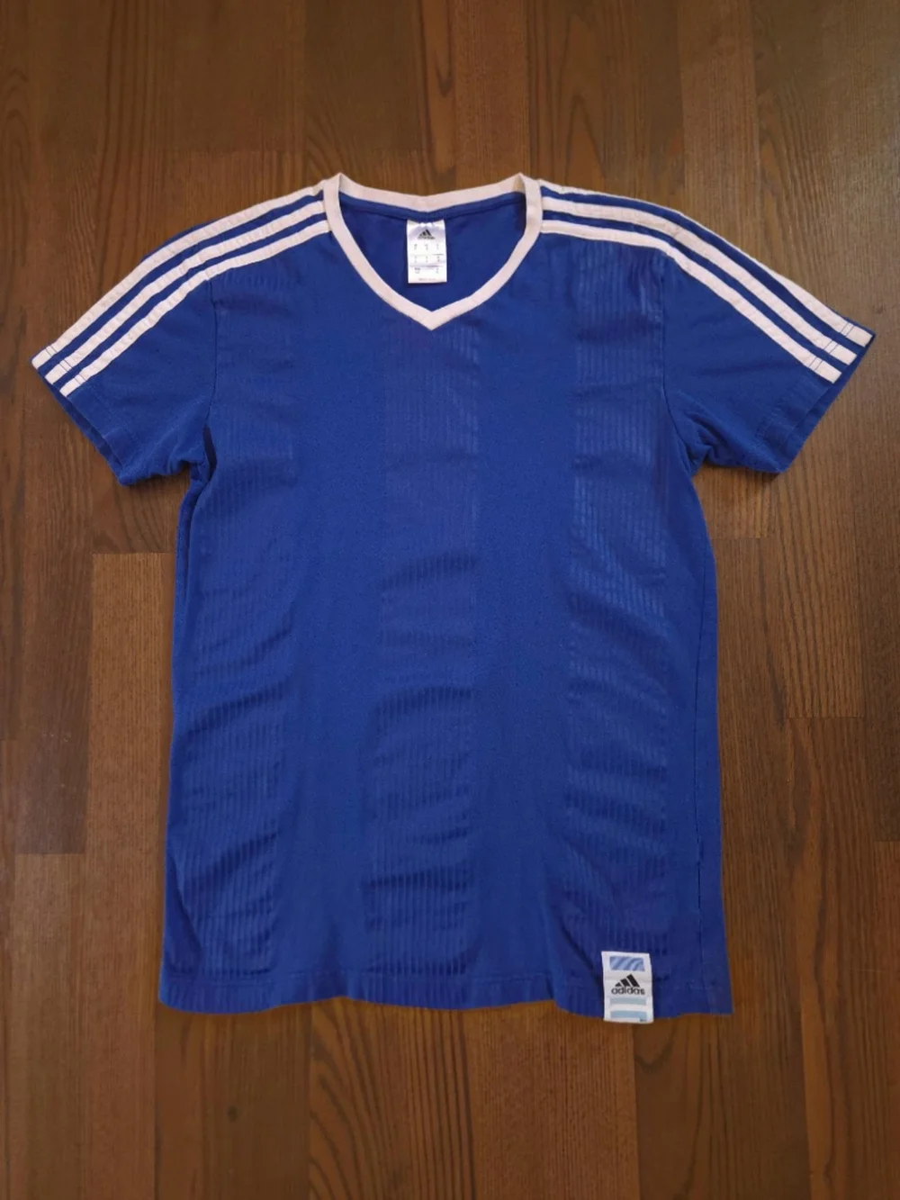 Y2K Adidas Argentina T-shirt jersey style soccer futbol team shirt - Adult Small
